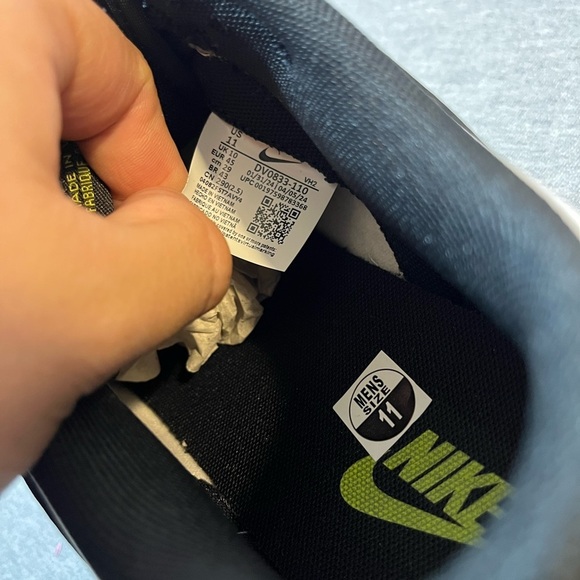 Nike Dunk Low White Black Bright Cactus Men's Shoe Size 11 DV0833 110 - Picture 10 of 11